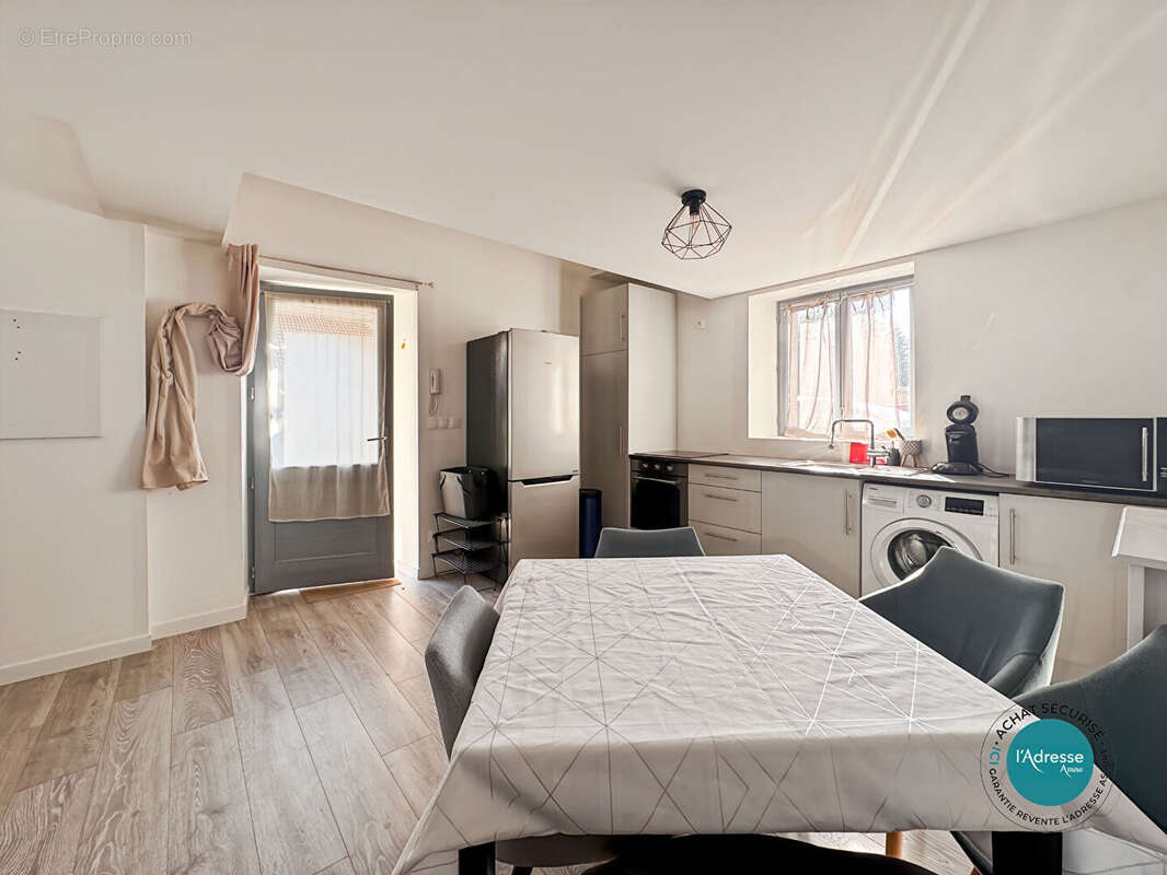 Duplex individuel 46.85m² rénové en hypercentre Mennecy - photo 4