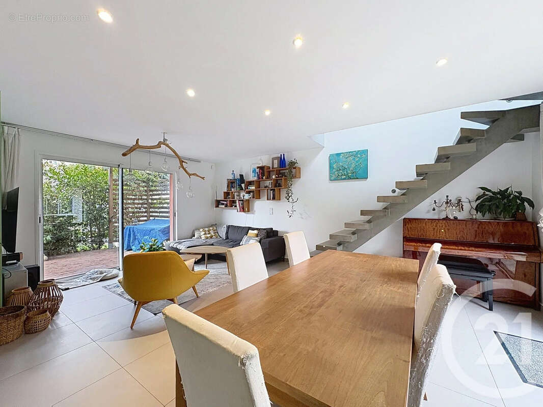 Maison à CHAMPIGNY-SUR-MARNE