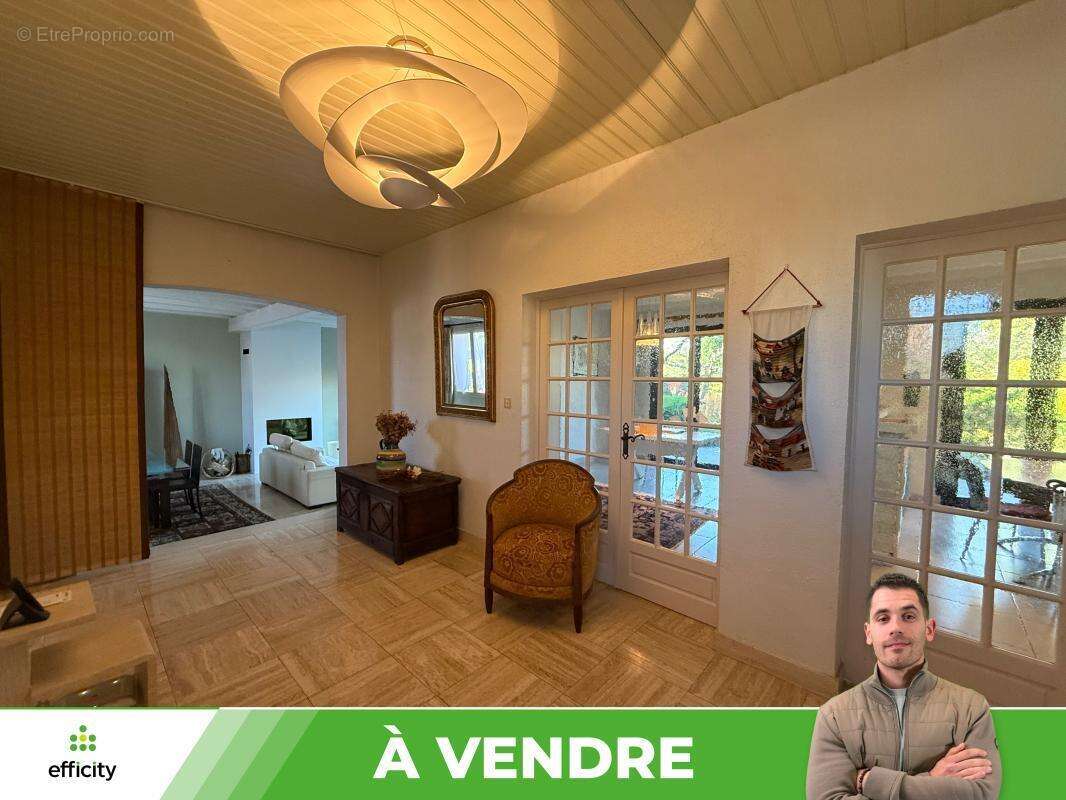 Maison à BUXEROLLES