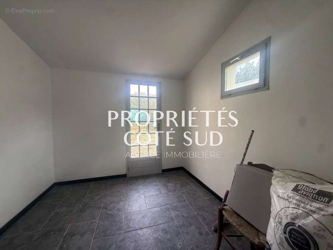 Maison à LES ANGLES