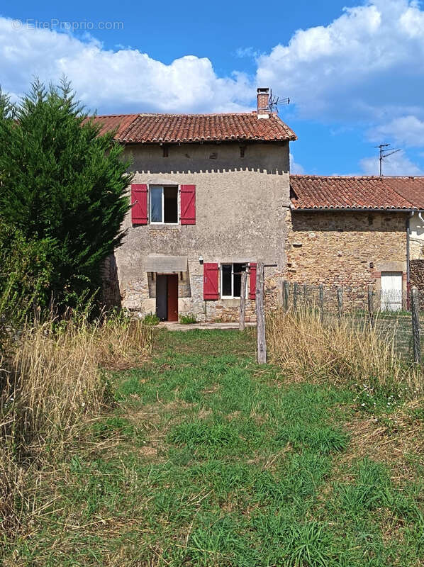 Maison a renover avec terrain - photo 2