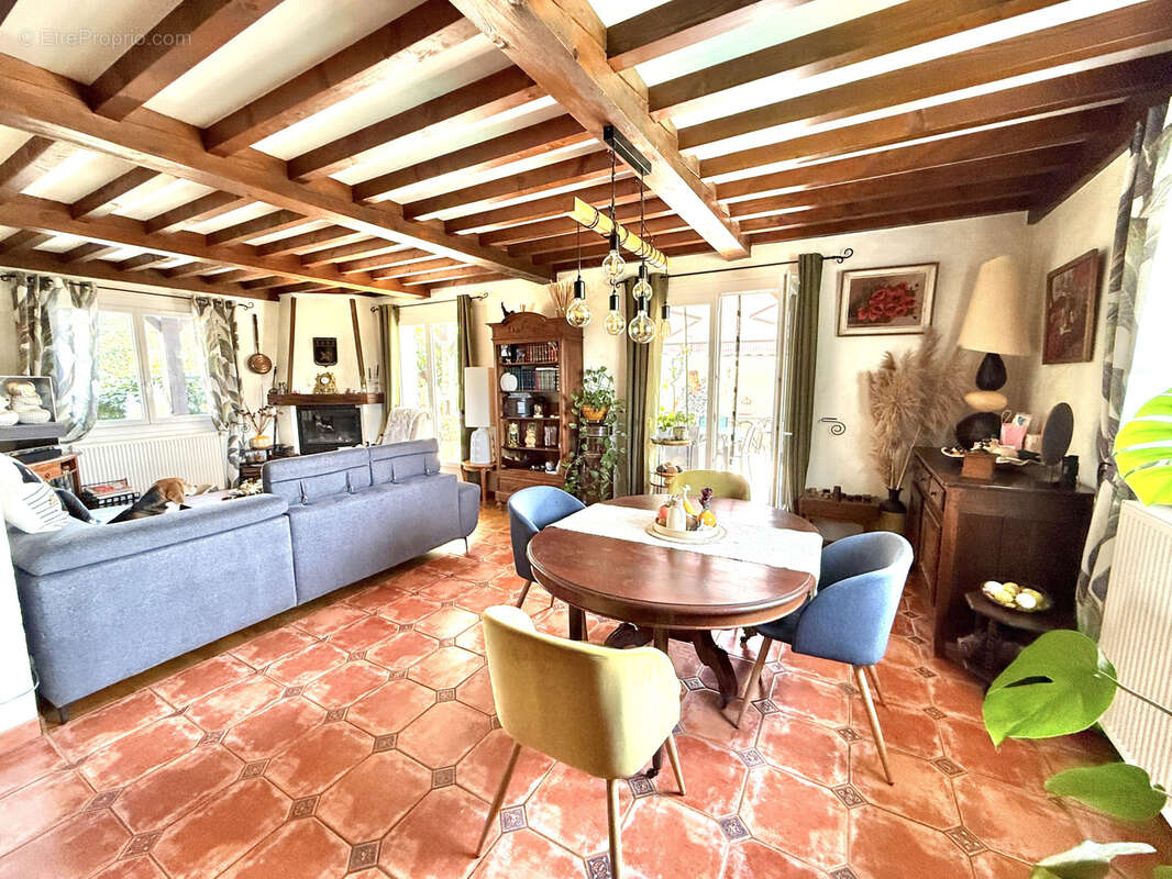 Maison à CORCELLES-EN-BEAUJOLAIS