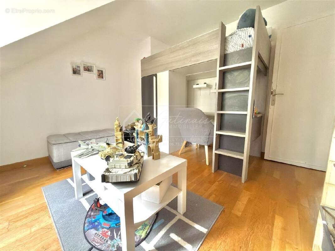 Maison à MILLY-LA-FORET