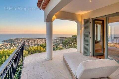 Maison à ROQUEBRUNE-CAP-MARTIN