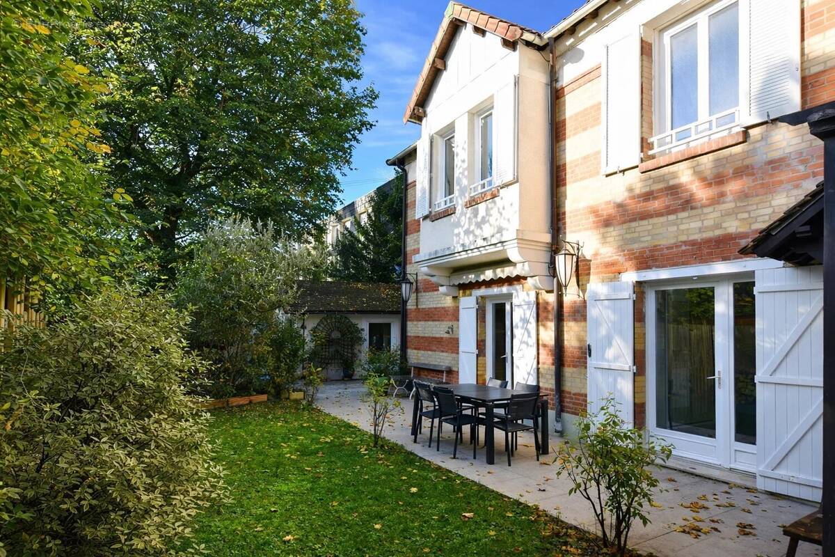 Maison à CHATOU