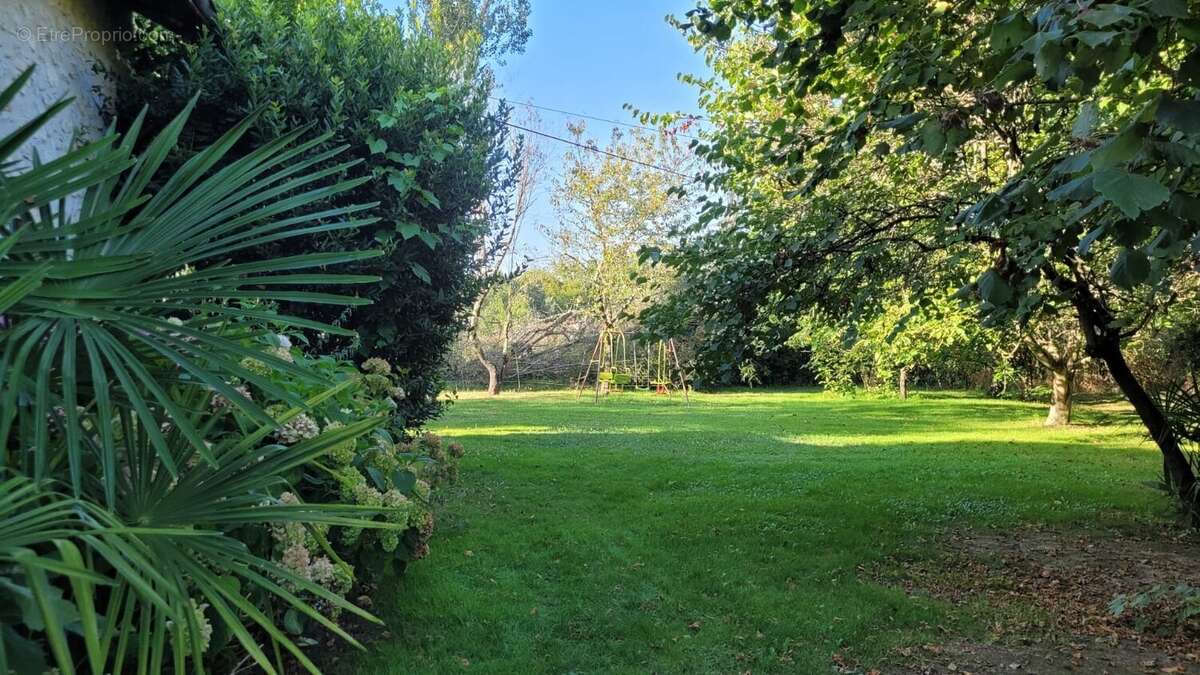 Belle demeure en pierres à Moirax - photo 15