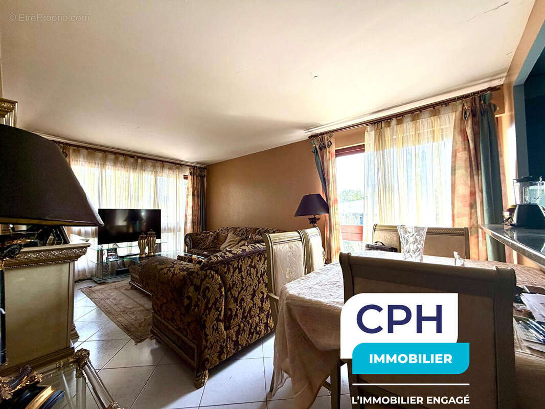 Appartement 4 pièces à vendre au Chesnay Rocquencourt - Réf. 226258 - photo 2