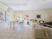 Appartement à VILLENEUVE-LES-AVIGNON