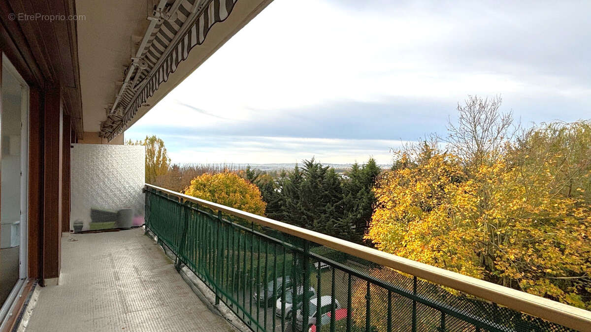 Appartement à NOISY-LE-ROI