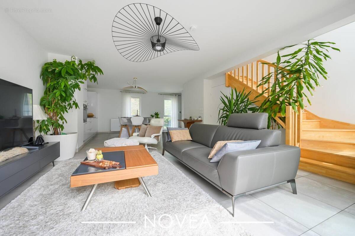 Appartement à LYON-9E