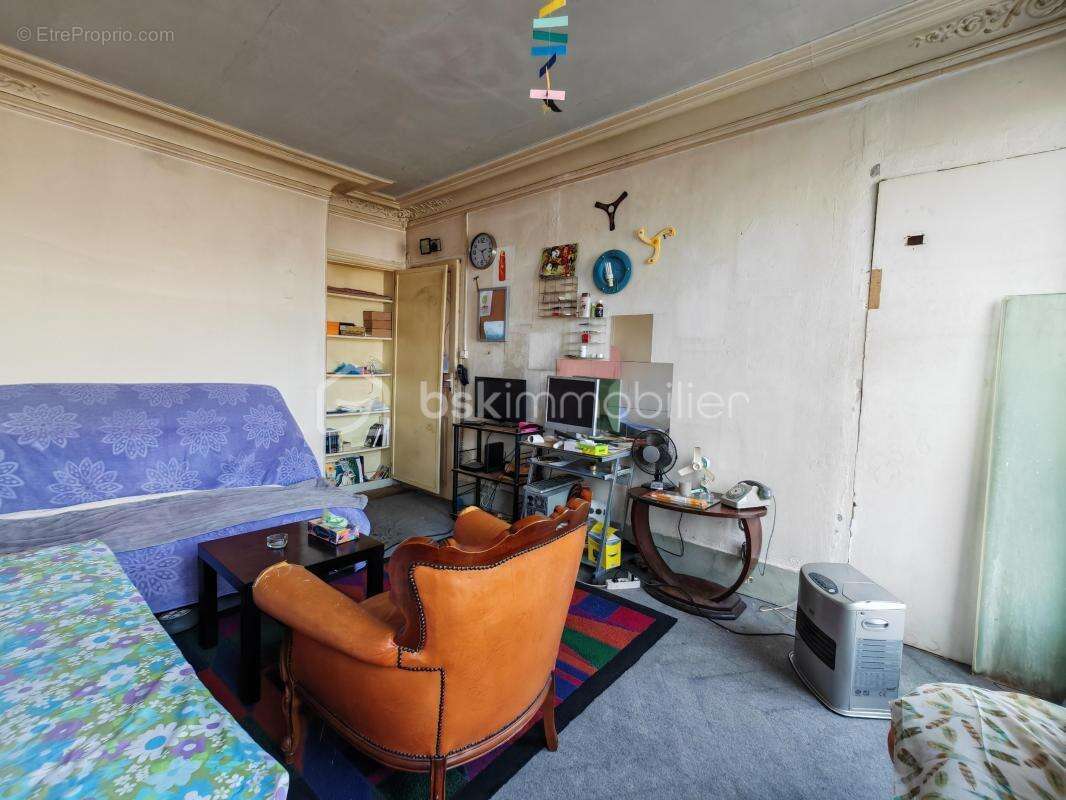 T2 lumineux au 5ᵉ étage avec balcon filant – Proche Canal de l’Ourcq - photo 11