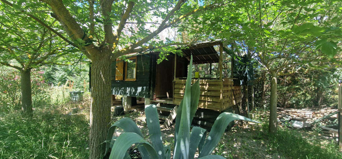 Terrain à NARBONNE