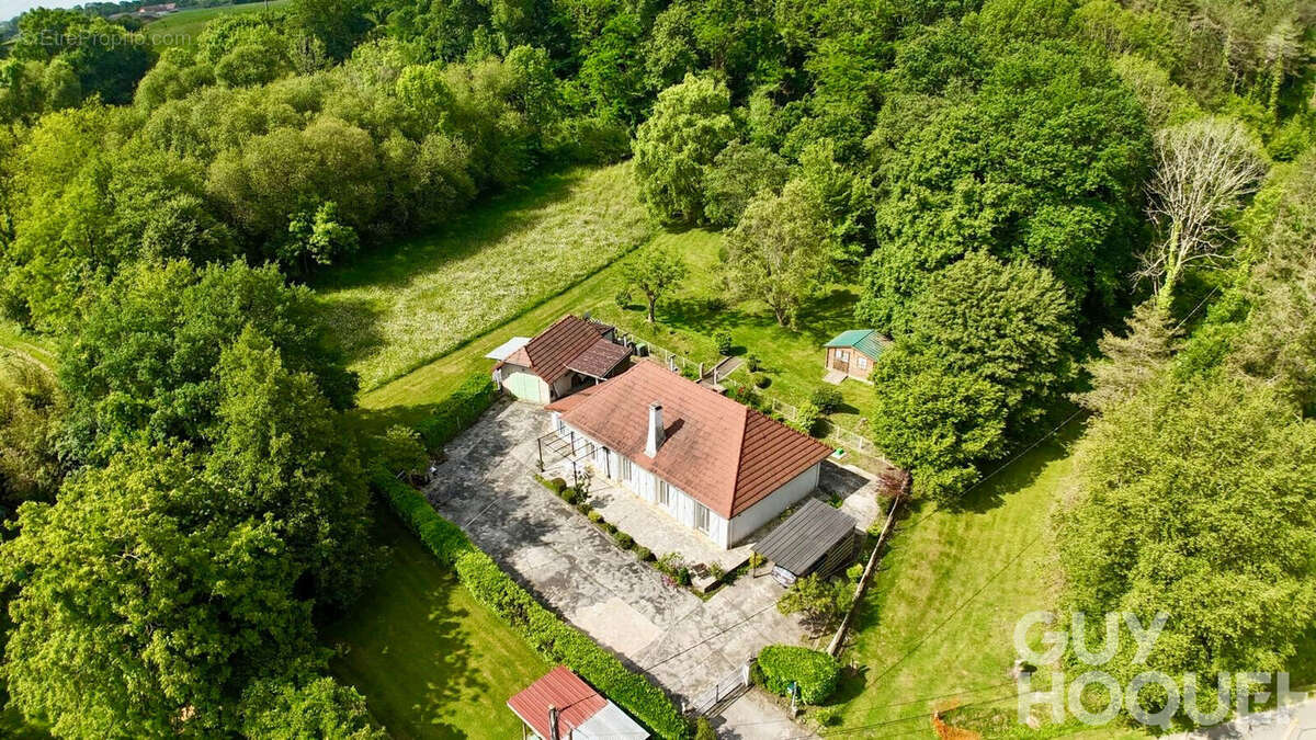 Maison à MORLANNE
