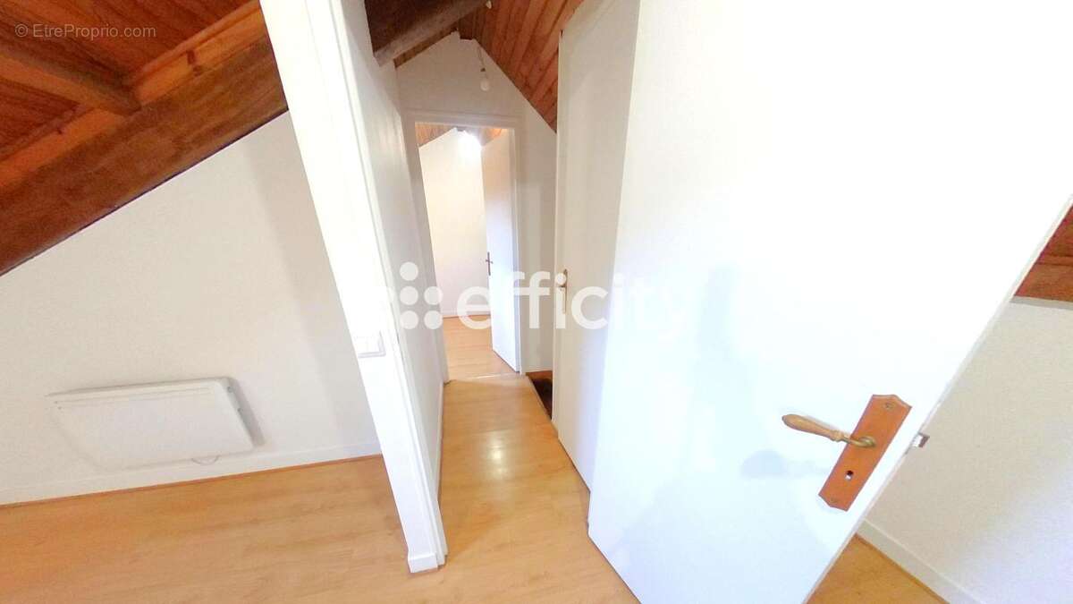 Appartement à VILLIERS-LE-MORHIER