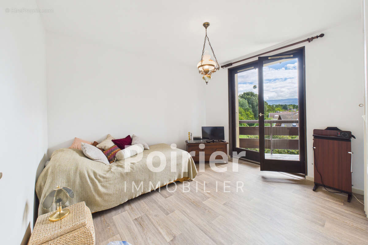 Appartement T3 avec vue imprenable sur les Voirons - photo 5