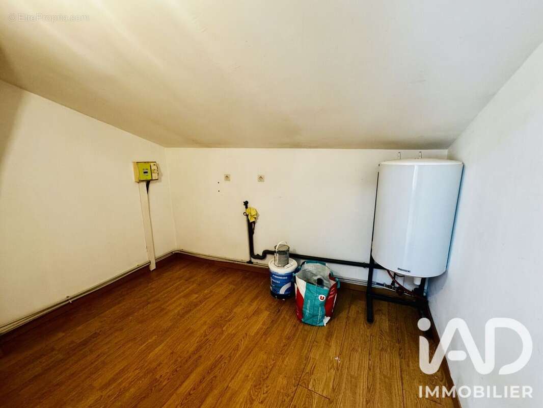 Appartement 127 m² à Auberives-Sur-Vareze  - photo 7