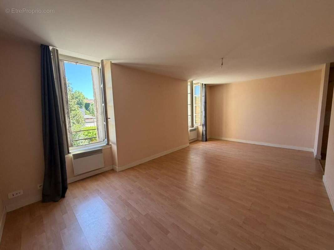 Photo 2 - Appartement à AUBUSSON