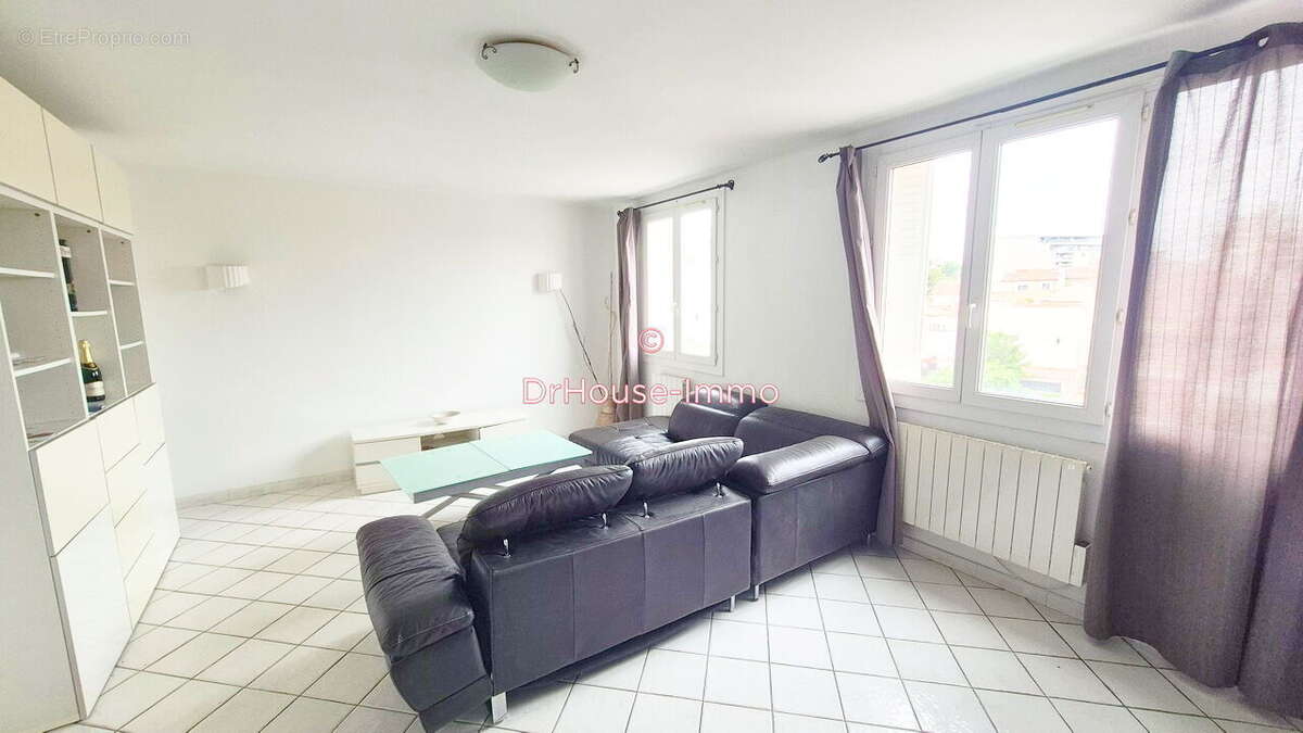 Appartement 64 m² à Marseille-14e  - photo 4