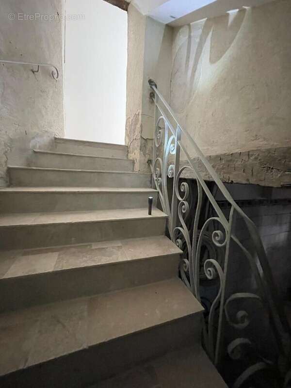 Photo 2 - Appartement à LE LUC