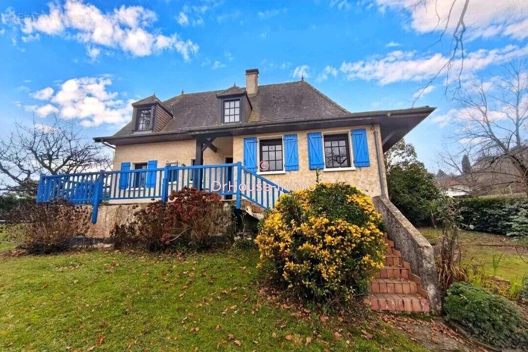 Maison à MONEIN