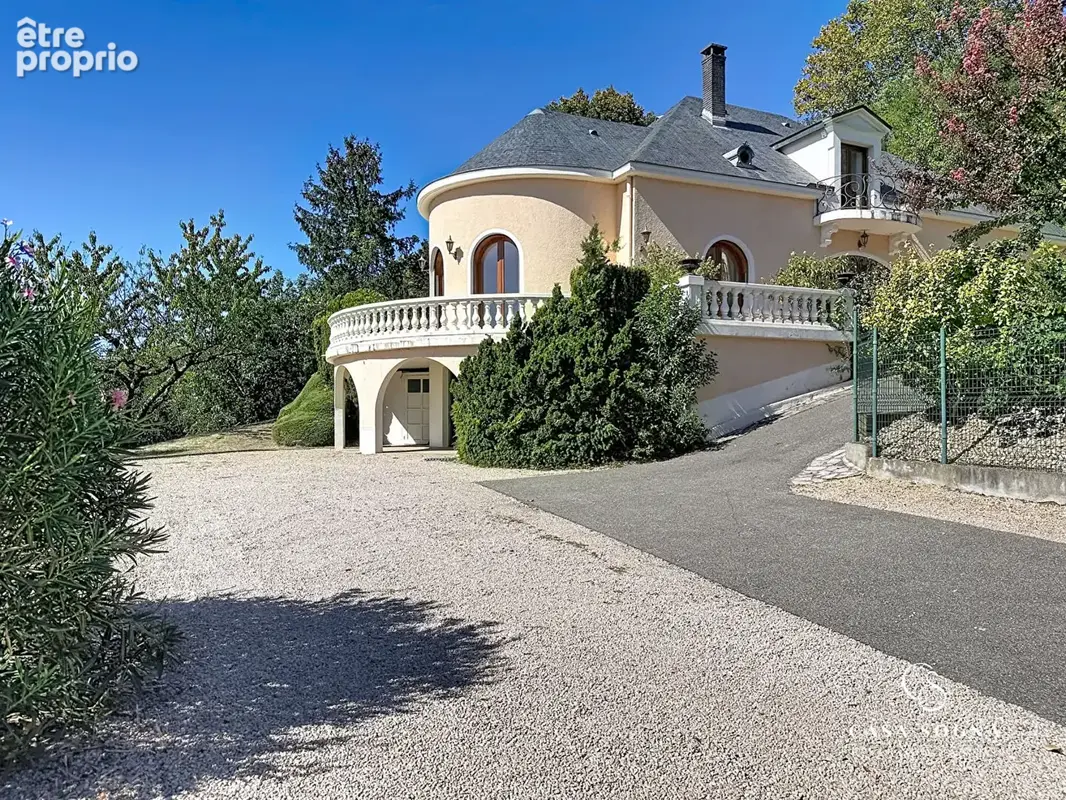 Photo Maison à Miribel au prix de 735 000€