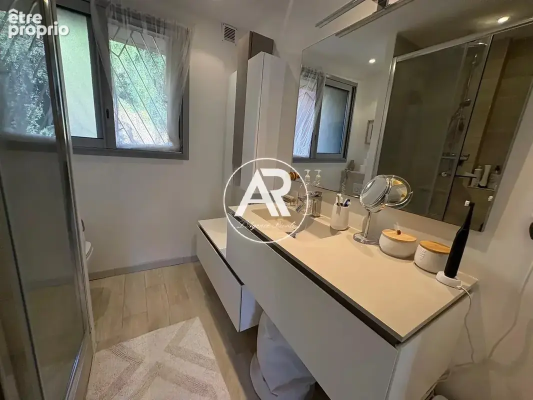 Nice Bas Fabron - 2/3 Pièces - Terrasse avec vue dégagée, cave, parking en option - photo 13