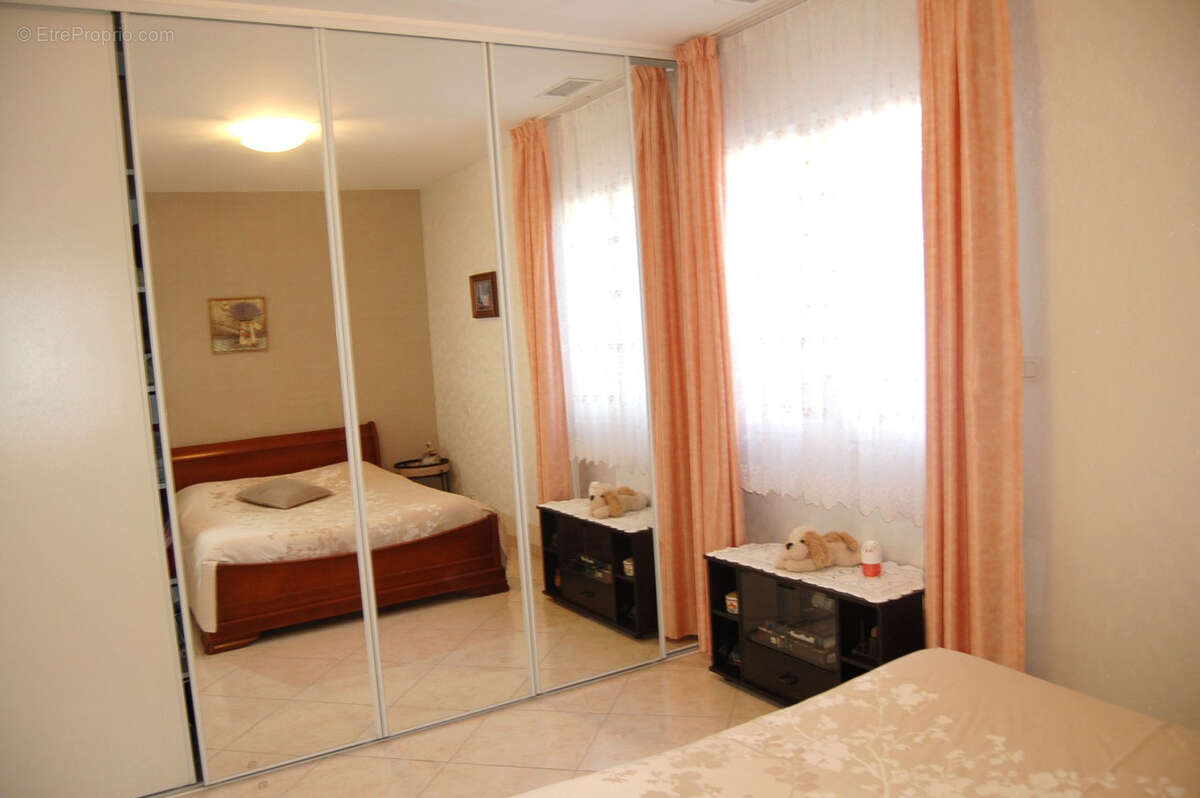 Maison à LEZIGNAN-CORBIERES