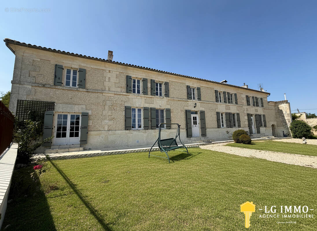 Maison à MORTIERS