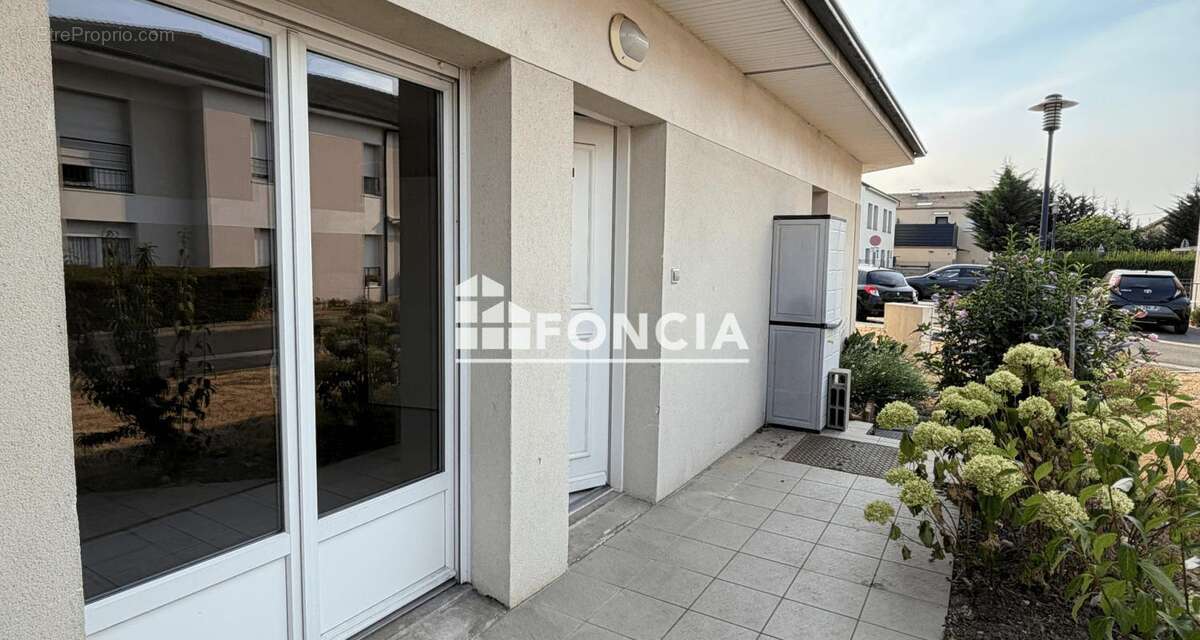 À vendre – Charmante maison 2 pièces avec jardin et parking – Résidence Les Villages d'Or à Pierrelaye - photo 8
