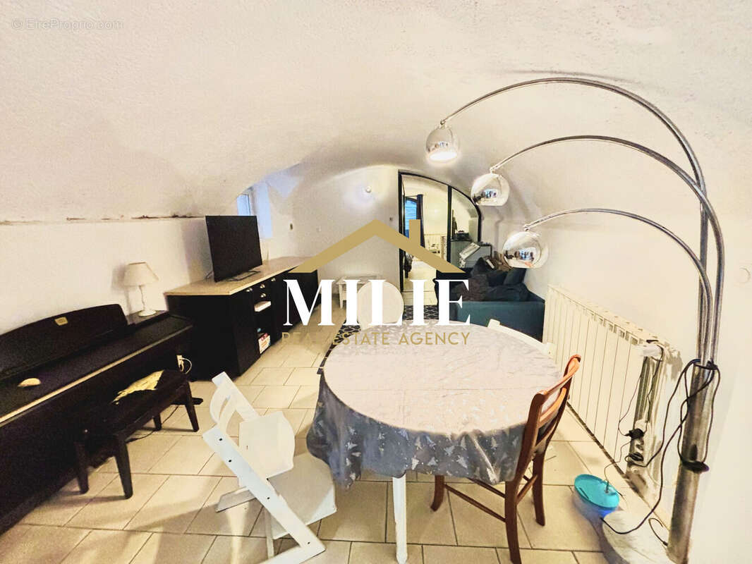 Appartement à MARSEILLE-10E