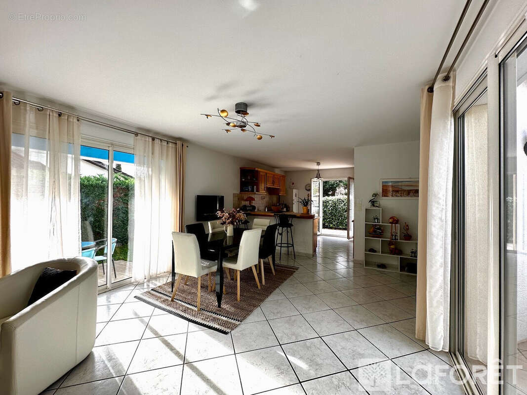 Maison à GUJAN-MESTRAS