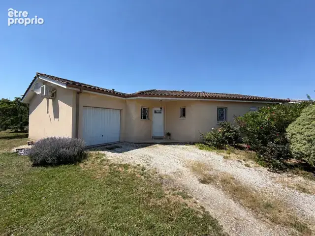 Photo Maison à Saint-Aigulin au prix de 186 000€