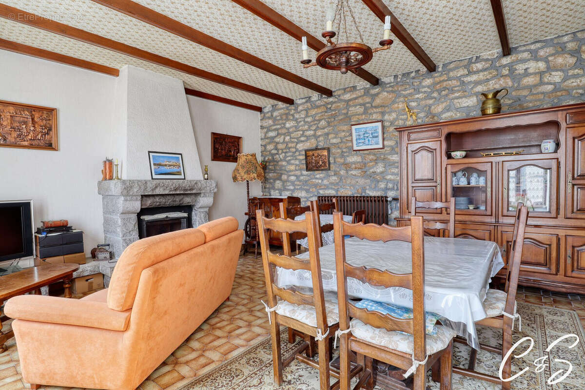 Maison à PLOBANNALEC-LESCONIL