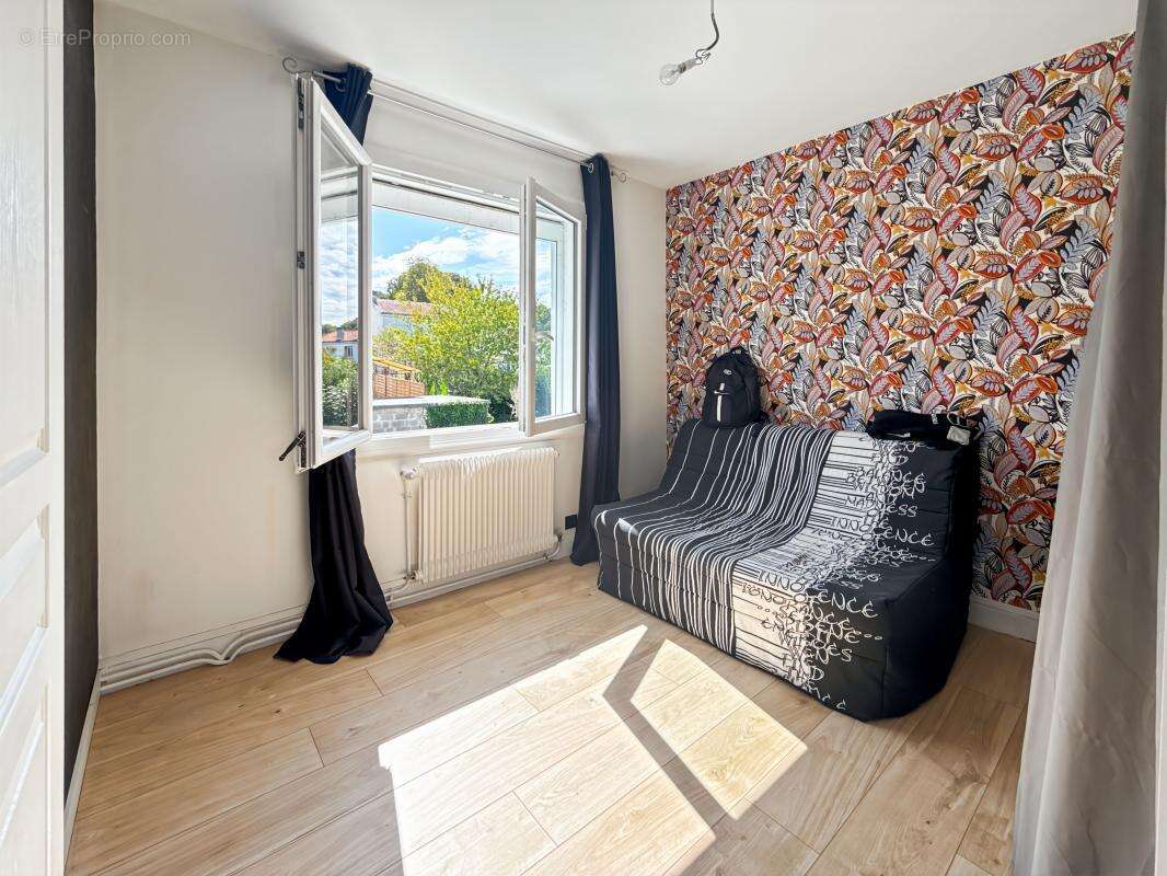  Maison rénovée à Coulounieix-Chamiers – Zéro travaux, prête à vivre ! - photo 17