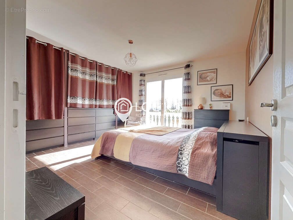 Maison à VIELLENAVE-D'ARTHEZ