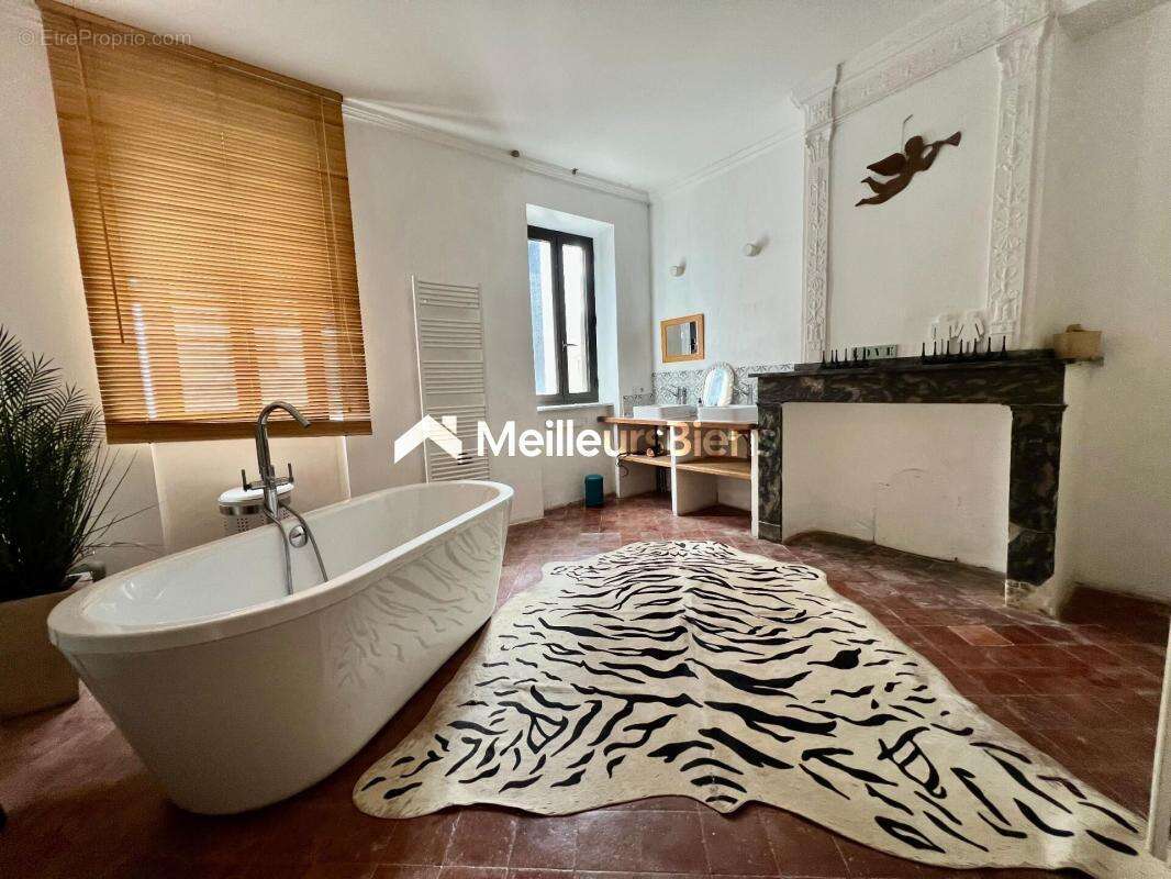 Maison à LUC-SUR-ORBIEU