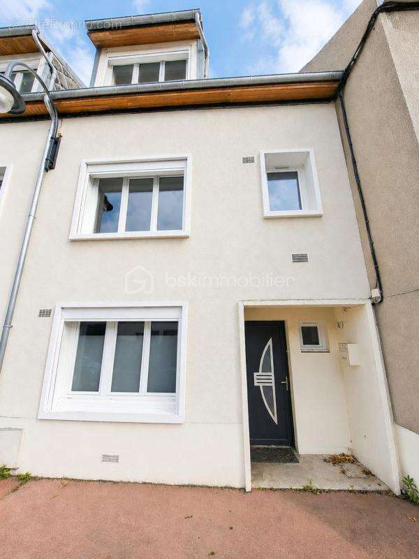 Maison à ABBEVILLE