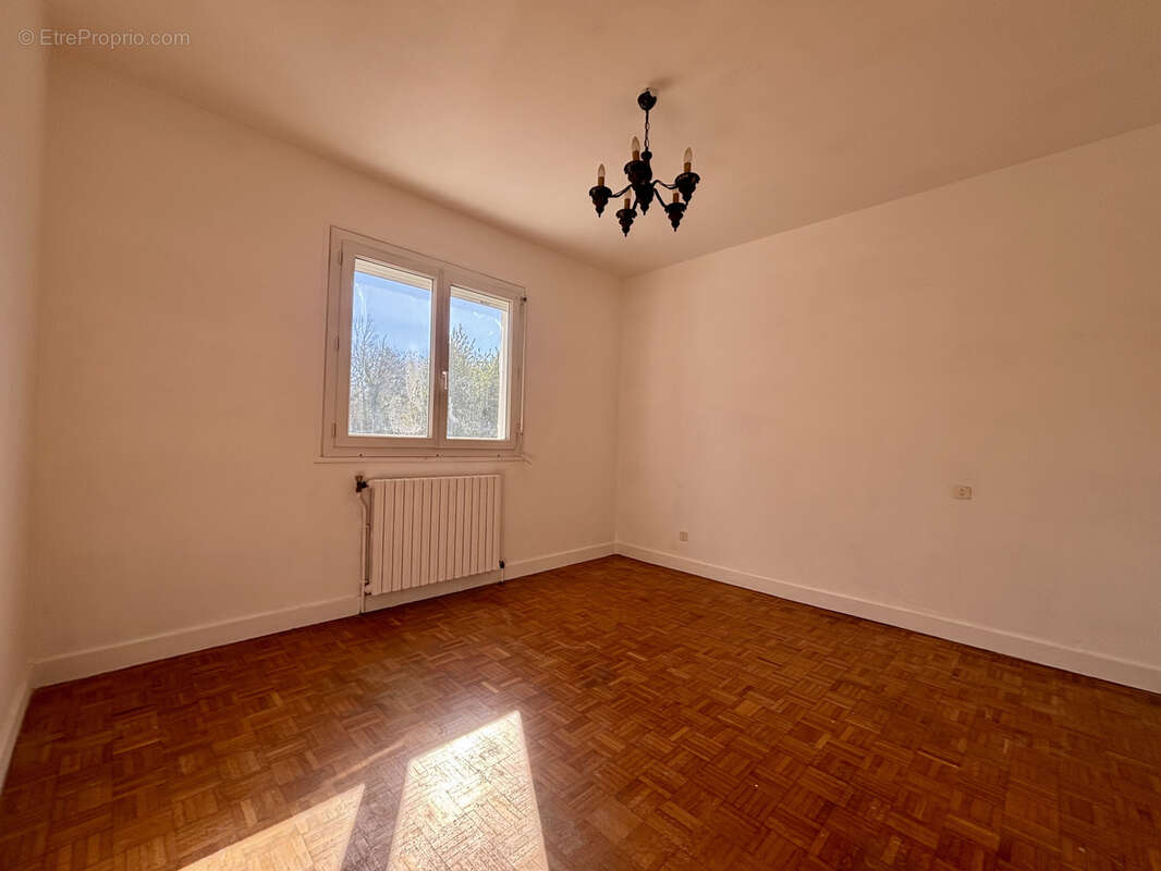 Maison à COULOUNIEIX-CHAMIERS