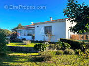 Maison à SAINT-REVEREND