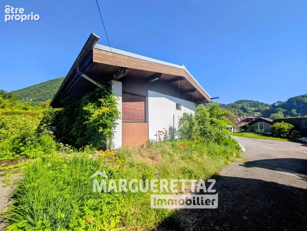 Maison de 115m² avec dépendances et garages - 2400m² terrain - St Jeoire - photo 18