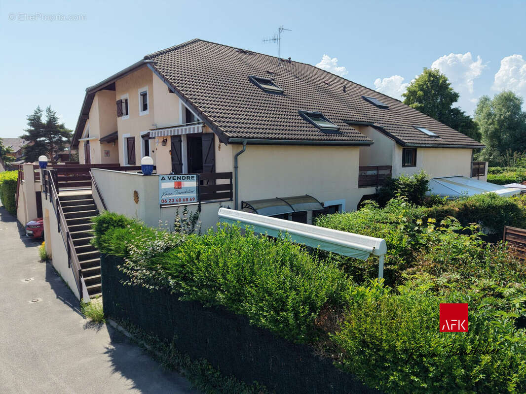 Appartement à AMBILLY