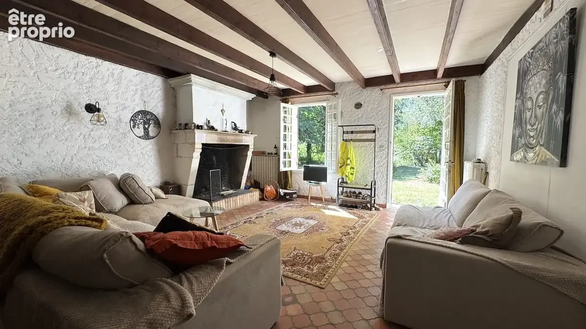 Maison 255 m² à Eygurande-Et-Gardedeuil  - photo 4