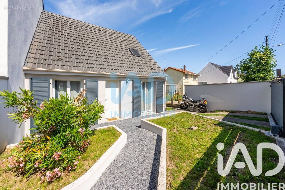 Photo 1 - Maison à MORANGIS