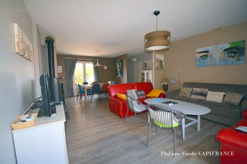 Maison à vendre 5 pièces 103 m2 SAINT PIERRE D'OLERON (17) 348 480 € - photo 4