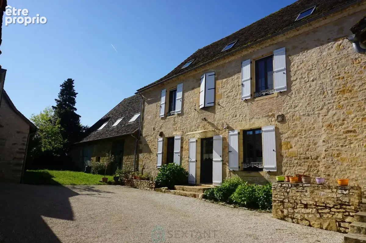 Superbe ensemble immobilier du XIXe siècle situé au coeur de la nature préservée du Périgord vert. - photo 25