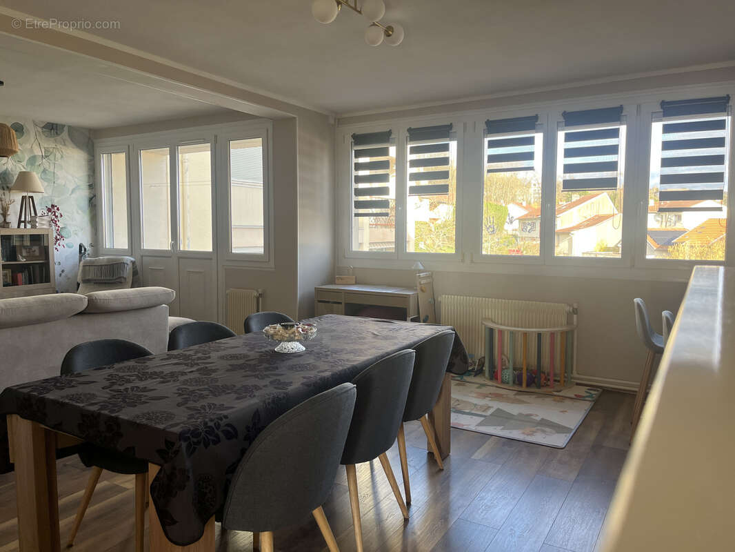 Appartement à MALZEVILLE