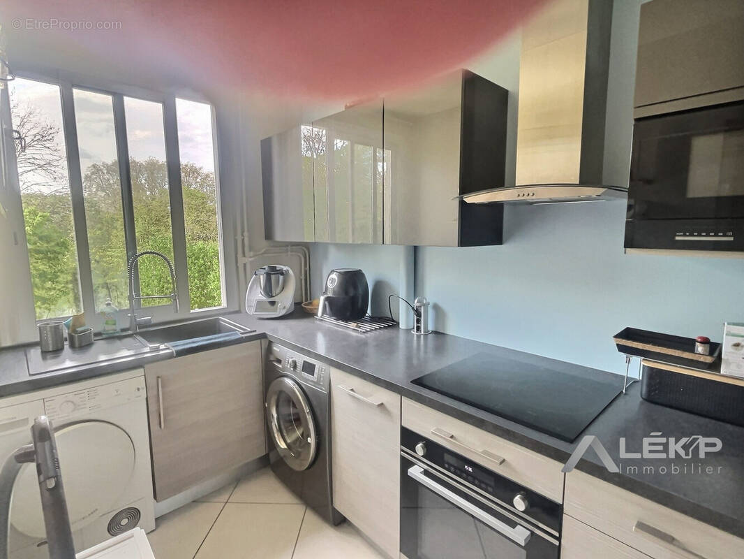 Appartement à RUEIL-MALMAISON