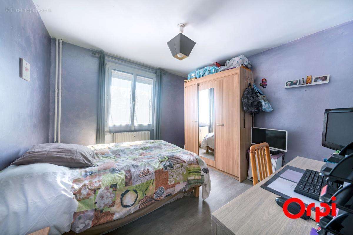 Appartement à CHARNAY-LES-MACON