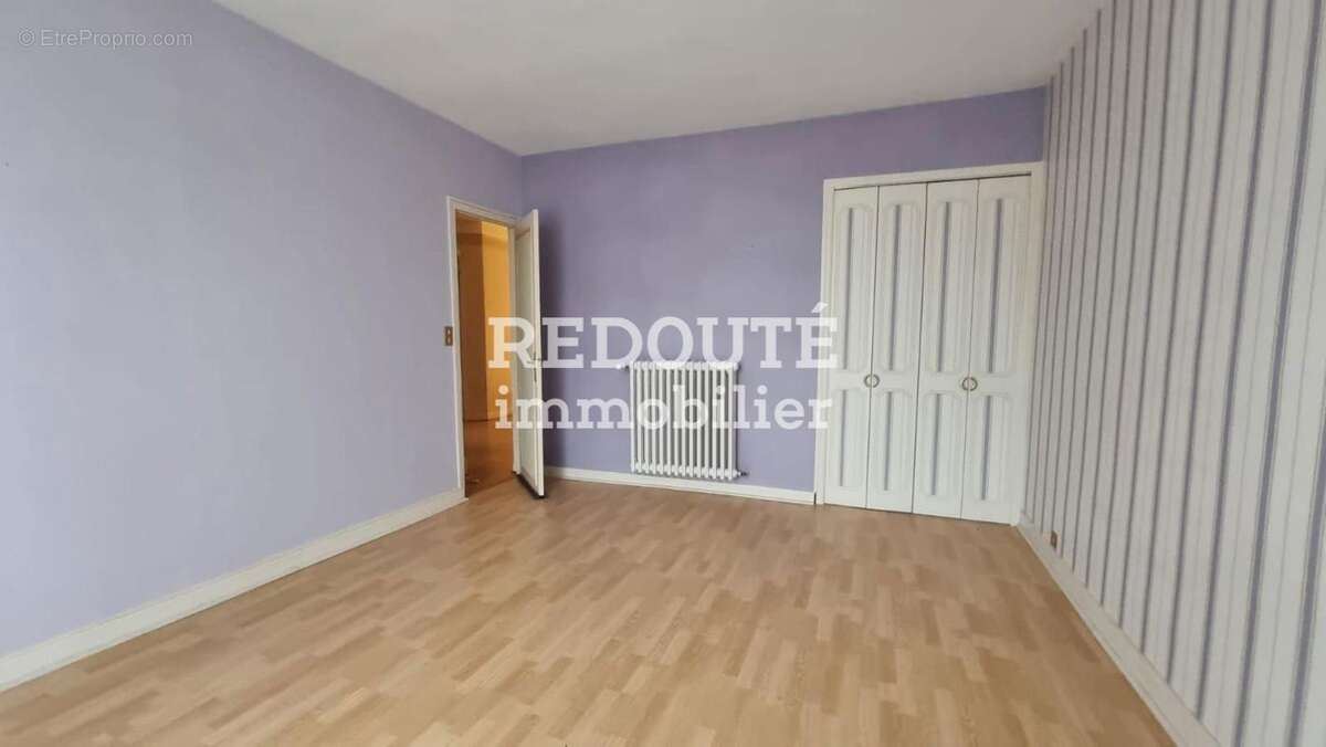 Proche Reims, Maison, corps de ferme et terrain à bâtir - photo 14