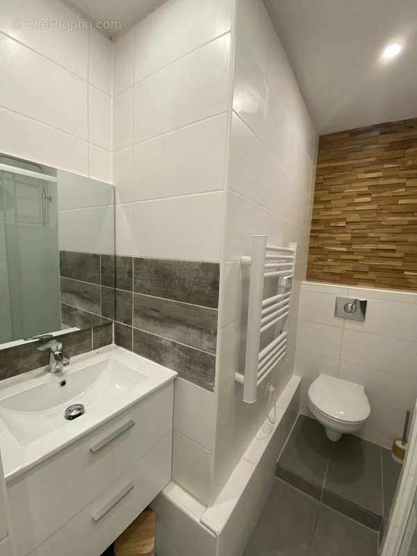 Appartement à PARIS-20E